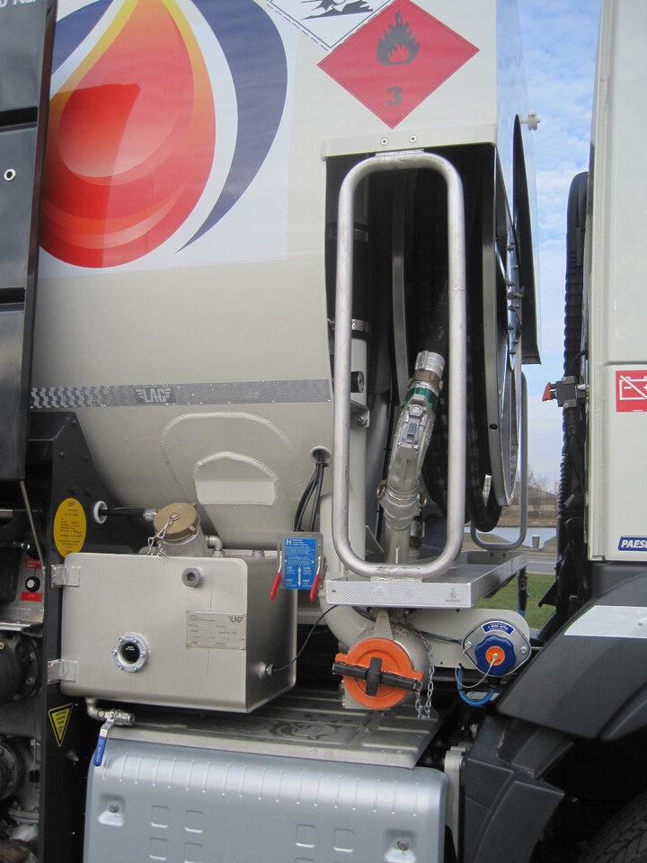 VOLVO FM - Tank truck: picture 2 VOLVO FM - Tank truck: picture 2