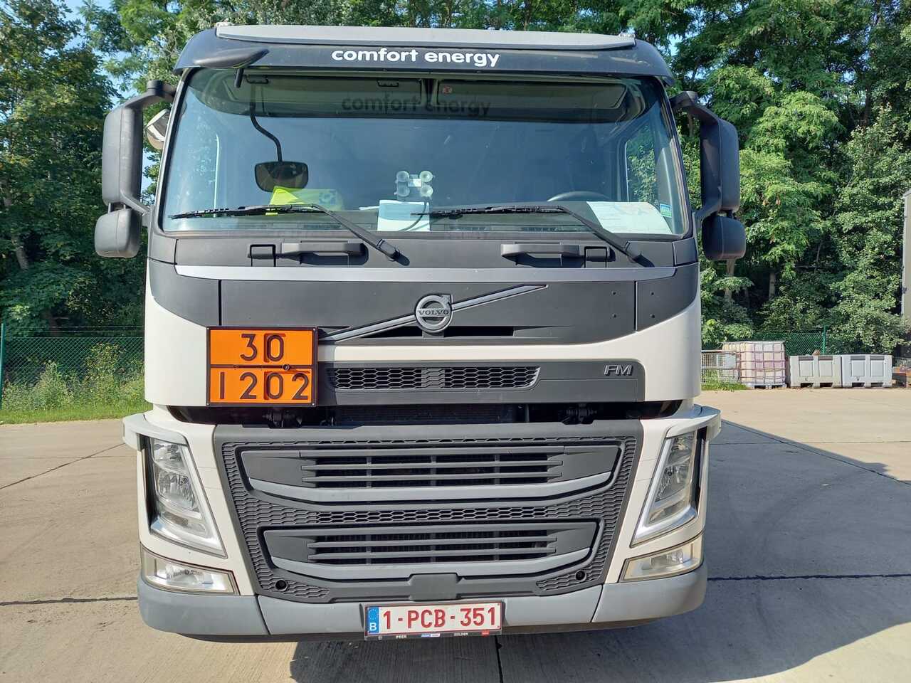 Volvo FM - Tank truck: picture 5 Volvo FM - Tank truck: picture 5
