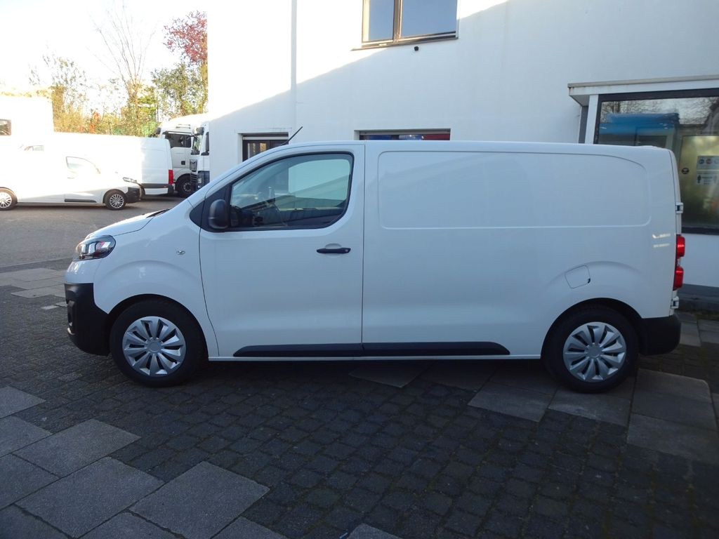 Opel 50 x Vivaro Kasten L1H1, Klima, PDC, - Small van: picture 3 Opel 50 x Vivaro Kasten L1H1, Klima, PDC, - Small van: picture 3