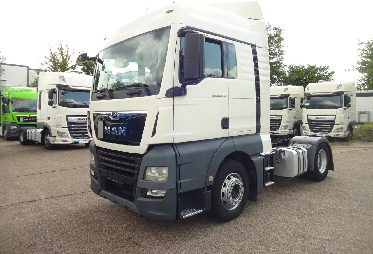 MAN TGX 18.460, XLX, Intarder, ACC - Tractor unit: picture 2 MAN TGX 18.460, XLX, Intarder, ACC - Tractor unit: picture 2