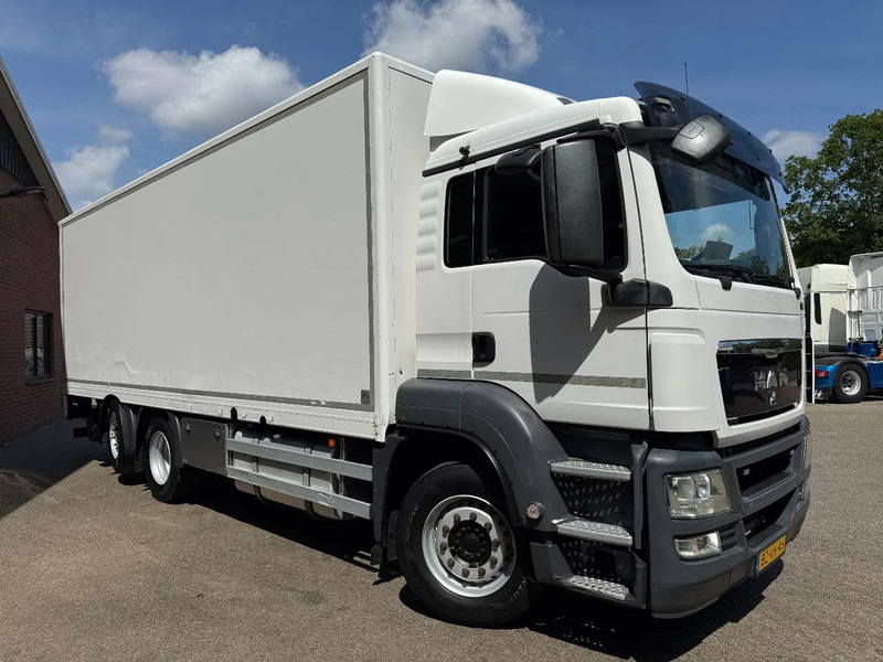MAN TGS 26.320 EEV Koffer Stuuras AHK 2.500KG LBW 479.810! NL TRUCK - Box truck: picture 2 MAN TGS 26.320 EEV Koffer Stuuras AHK 2.500KG LBW 479.810! NL TRUCK - Box truck: picture 2