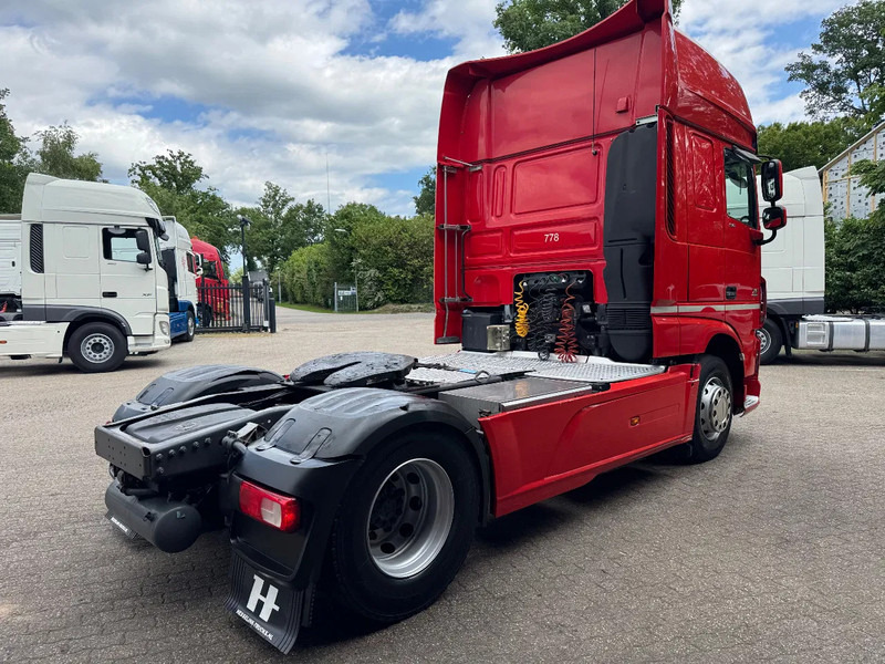 DAF XF 510 SSC Super Space Standairco ACC NL truck - Tractor unit: picture 3 DAF XF 510 SSC Super Space Standairco ACC NL truck - Tractor unit: picture 3