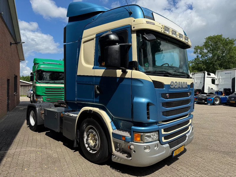 Scania R440 Highline EURO 6 Retarder NL Truck - Tractor unit: picture 2 Scania R440 Highline EURO 6 Retarder NL Truck - Tractor unit: picture 2