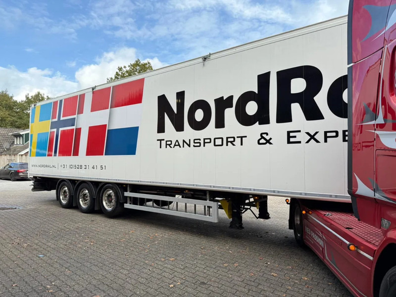 Kraker 2X K-Force 92m3 Alcoa SAF Tyrepilot Liftas 8MM Cargo Floor - Top condition - Walking floor semi-trailer: picture 4 Kraker 2X K-Force 92m3 Alcoa SAF Tyrepilot Liftas 8MM Cargo Floor - Top condition - Walking floor semi-trailer: picture 4