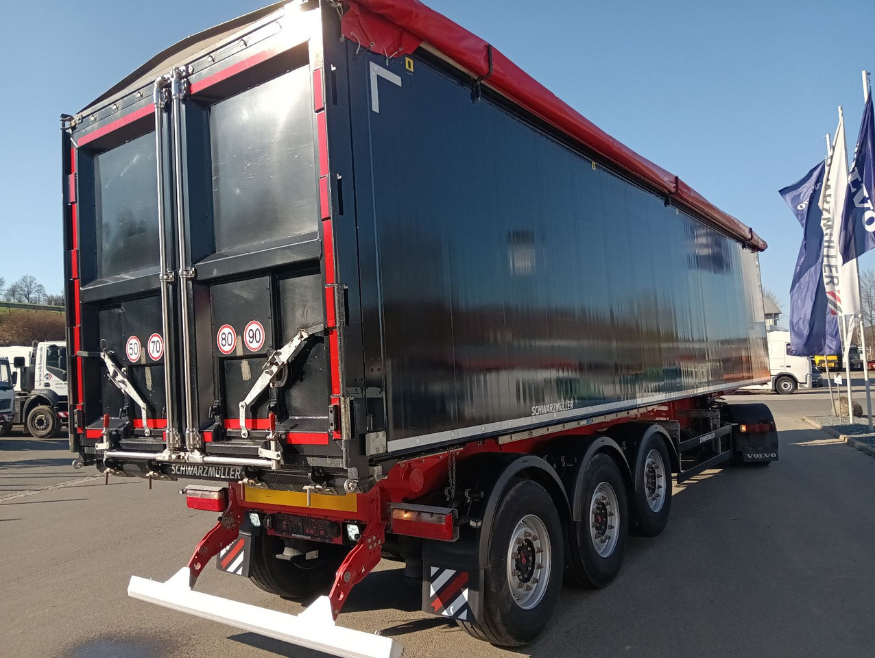 Schwarzmüller K-Serie ALU 54m3 Getreide Nur 69.340km 6250kg - Tipper semi-trailer: picture 4 Schwarzmüller K-Serie ALU 54m3 Getreide Nur 69.340km 6250kg - Tipper semi-trailer: picture 4