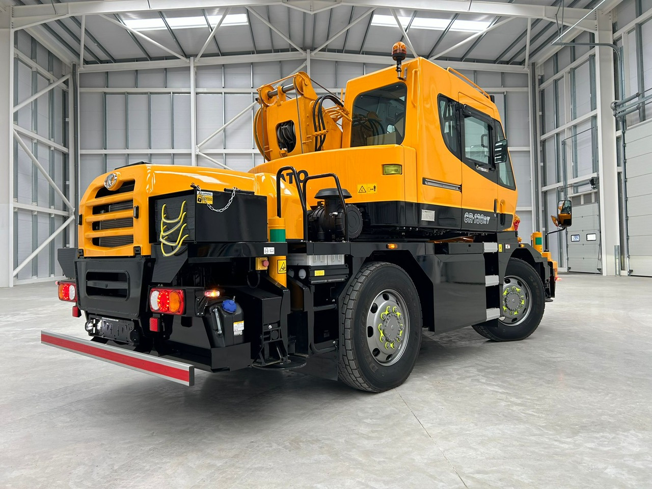 KATO CR-130Rv - 13 Ton City Crane with Joystick Control - Mobile crane: picture 4 KATO CR-130Rv - 13 Ton City Crane with Joystick Control - Mobile crane: picture 4