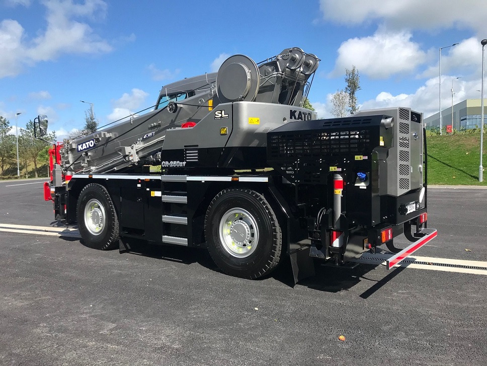 KATO CR-250Rv  - 25 Ton City Crane - Mobile crane: picture 4 KATO CR-250Rv  - 25 Ton City Crane - Mobile crane: picture 4