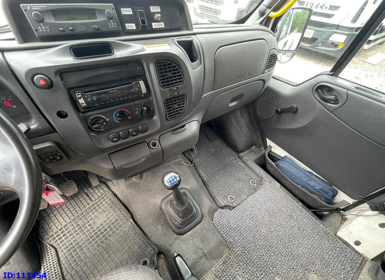 Minibus, Passenger van FORD Transit Manual 17-seater: picture 8 Minibus, Passenger van FORD Transit Manual 17-seater: picture 8