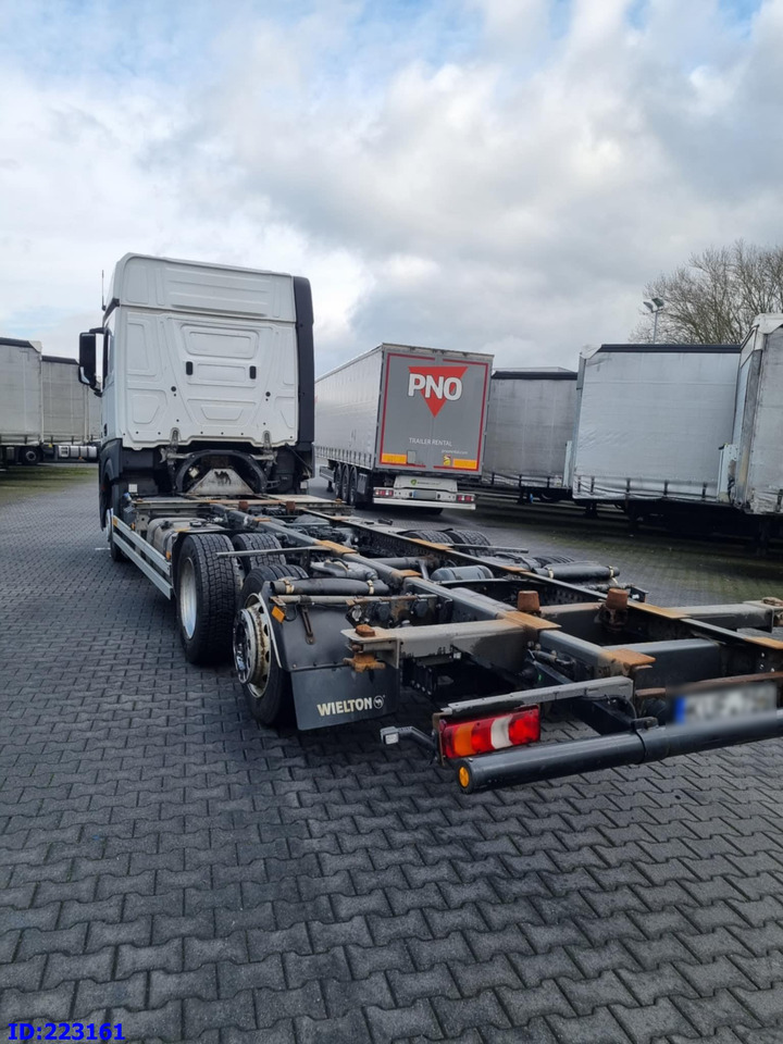 MERCEDES-BENZ Actros 2542 BDF 6x2 Euro6 - Cab chassis truck: picture 5 MERCEDES-BENZ Actros 2542 BDF 6x2 Euro6 - Cab chassis truck: picture 5