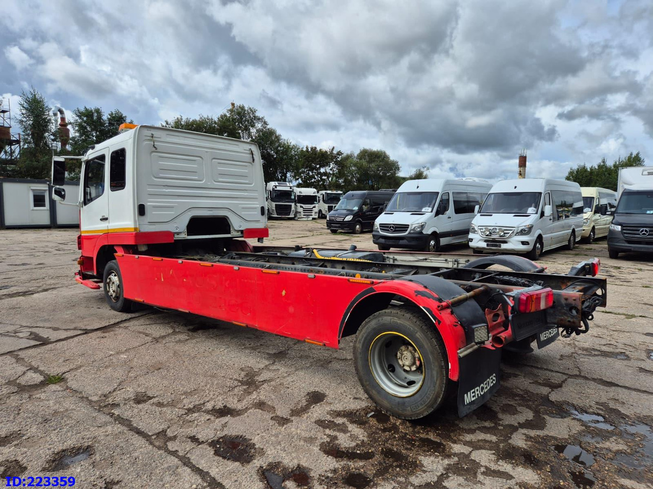 MERCEDES-BENZ Atego 1224 - Cab chassis truck: picture 5 MERCEDES-BENZ Atego 1224 - Cab chassis truck: picture 5