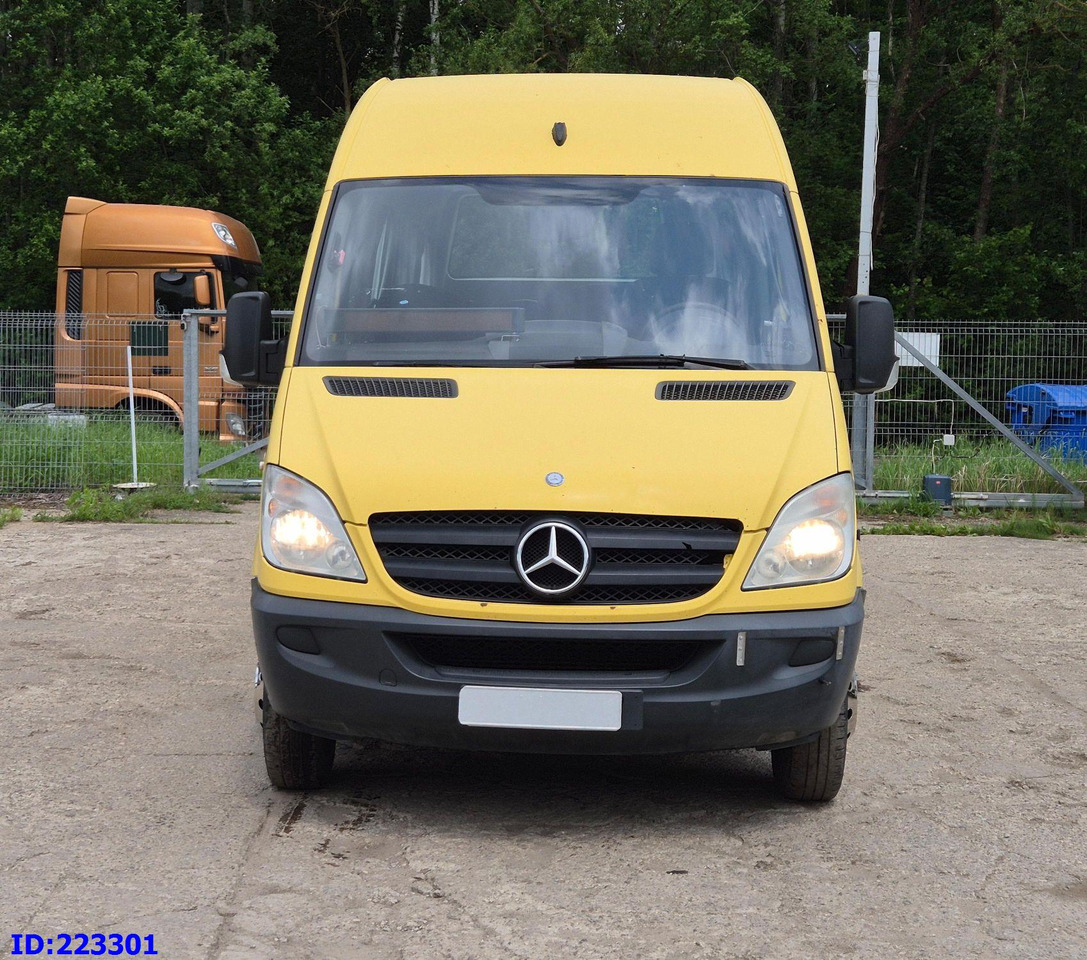 MERCEDES-BENZ Sprinter 515 TRANSFER 23 PLACES - Coach: picture 2 MERCEDES-BENZ Sprinter 515 TRANSFER 23 PLACES - Coach: picture 2