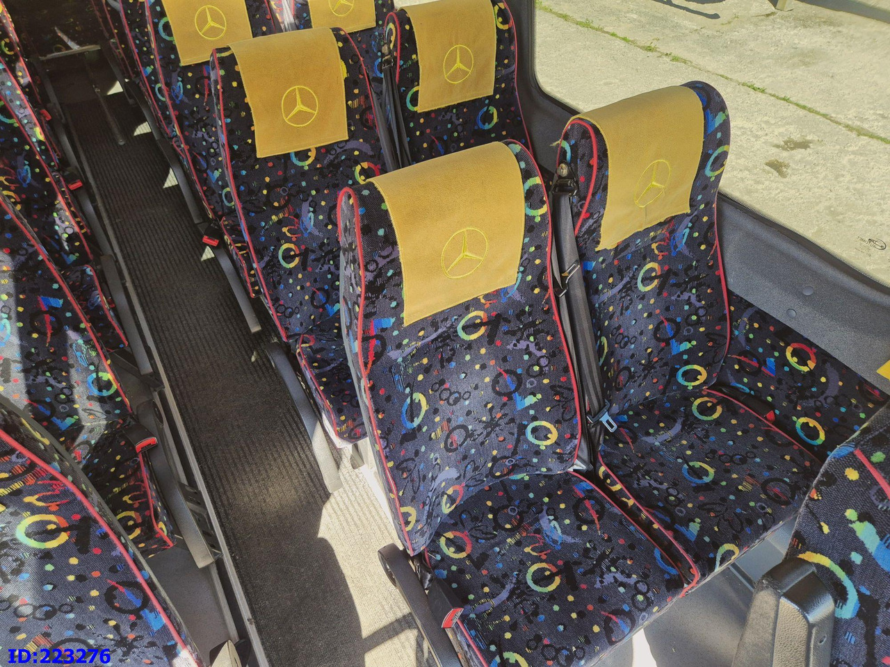 Coach MERCEDES-BENZ Sprinter 516 - VIP - 23 Places: picture 14