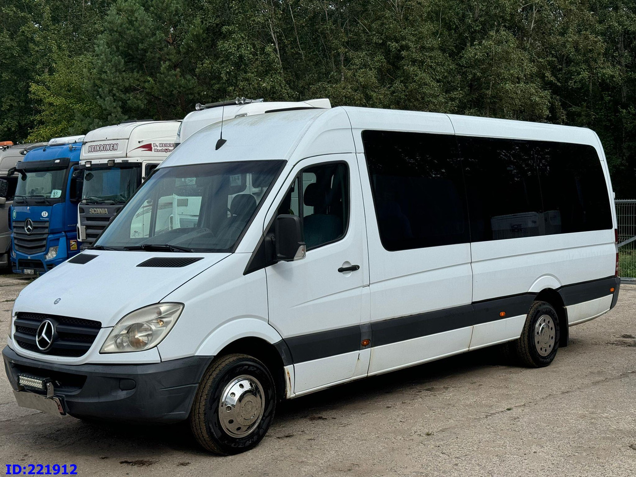 MERCEDES-BENZ Sprinter 518 VIP 17-Place - Coach: picture 1 MERCEDES-BENZ Sprinter 518 VIP 17-Place - Coach: picture 1