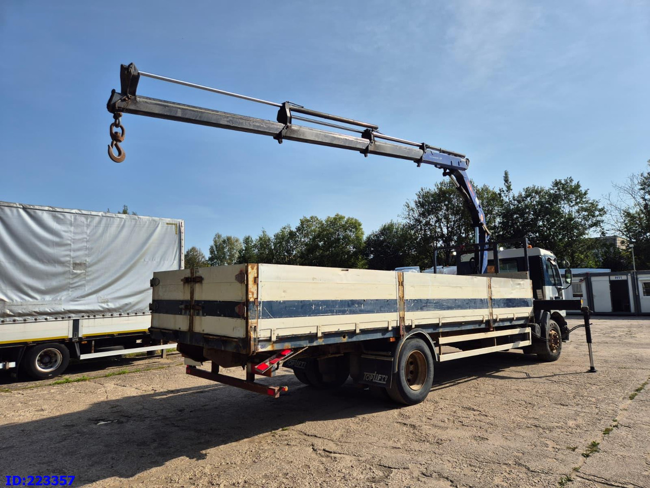 RENAULT Premium 210 4x2 Crane PM - Log truck: picture 4 RENAULT Premium 210 4x2 Crane PM - Log truck: picture 4