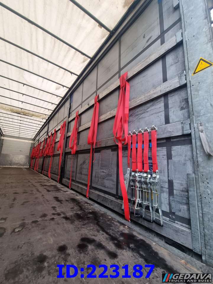 SCHMITZ CARGOBULL SCB*S3T (5 pieces available) - Curtainsider semi-trailer: picture 5 SCHMITZ CARGOBULL SCB*S3T (5 pieces available) - Curtainsider semi-trailer: picture 5