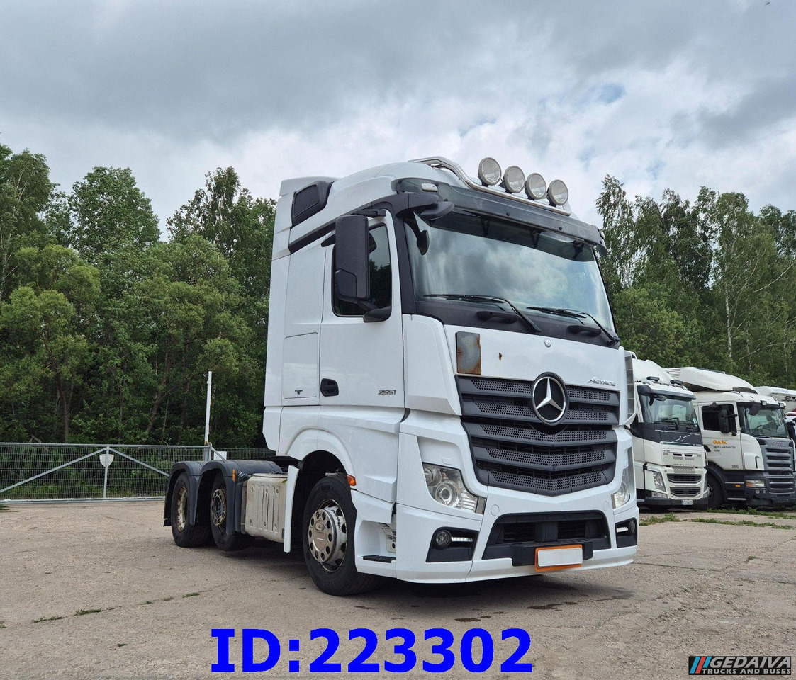 MERCEDES-BENZ Actros 2551 6x2 - Tractor unit: picture 4 MERCEDES-BENZ Actros 2551 6x2 - Tractor unit: picture 4