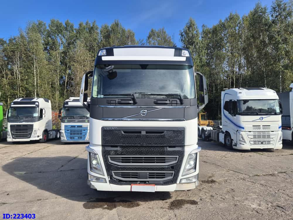 VOLVO FH13 460HP 6x4 Diesel+LNG Hydraulics - Tractor unit: picture 2 VOLVO FH13 460HP 6x4 Diesel+LNG Hydraulics - Tractor unit: picture 2