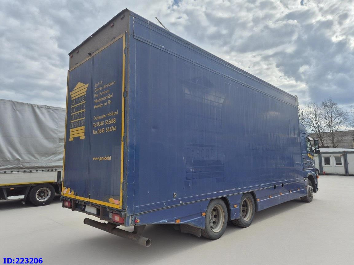 VOLVO FH12 420HP 6x2 - Isothermal truck: picture 5 VOLVO FH12 420HP 6x2 - Isothermal truck: picture 5