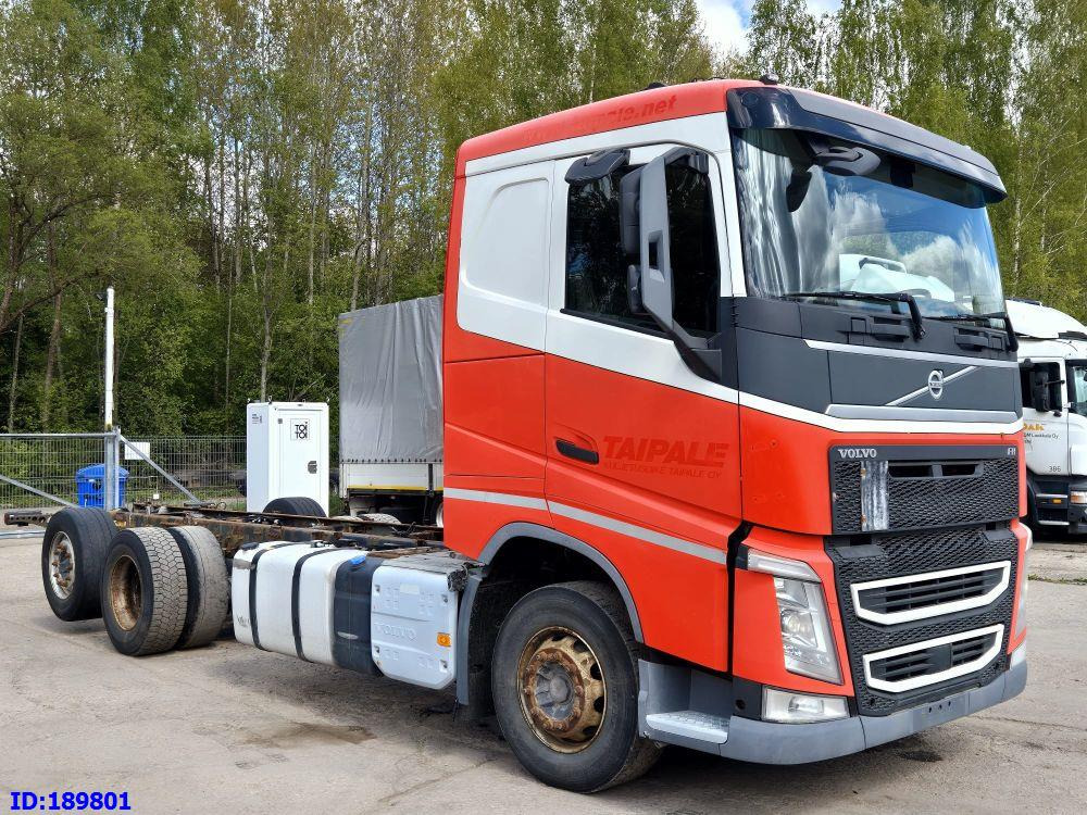 VOLVO FH13 500HP 6x2 Euro6 - Cab chassis truck: picture 4 VOLVO FH13 500HP 6x2 Euro6 - Cab chassis truck: picture 4