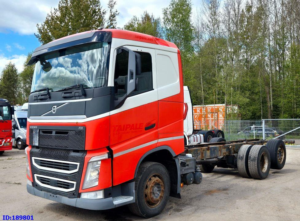 VOLVO FH13 500HP 6x2 Euro6 - Cab chassis truck: picture 1 VOLVO FH13 500HP 6x2 Euro6 - Cab chassis truck: picture 1