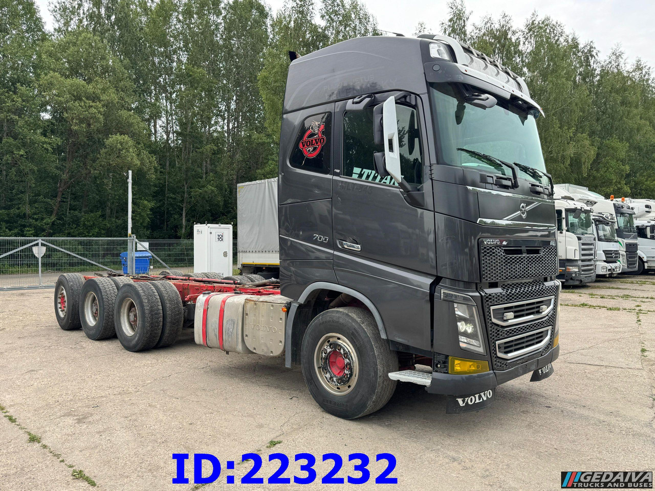 VOLVO FH16 700HP 8X4 Big Axles - Log truck: picture 4 VOLVO FH16 700HP 8X4 Big Axles - Log truck: picture 4