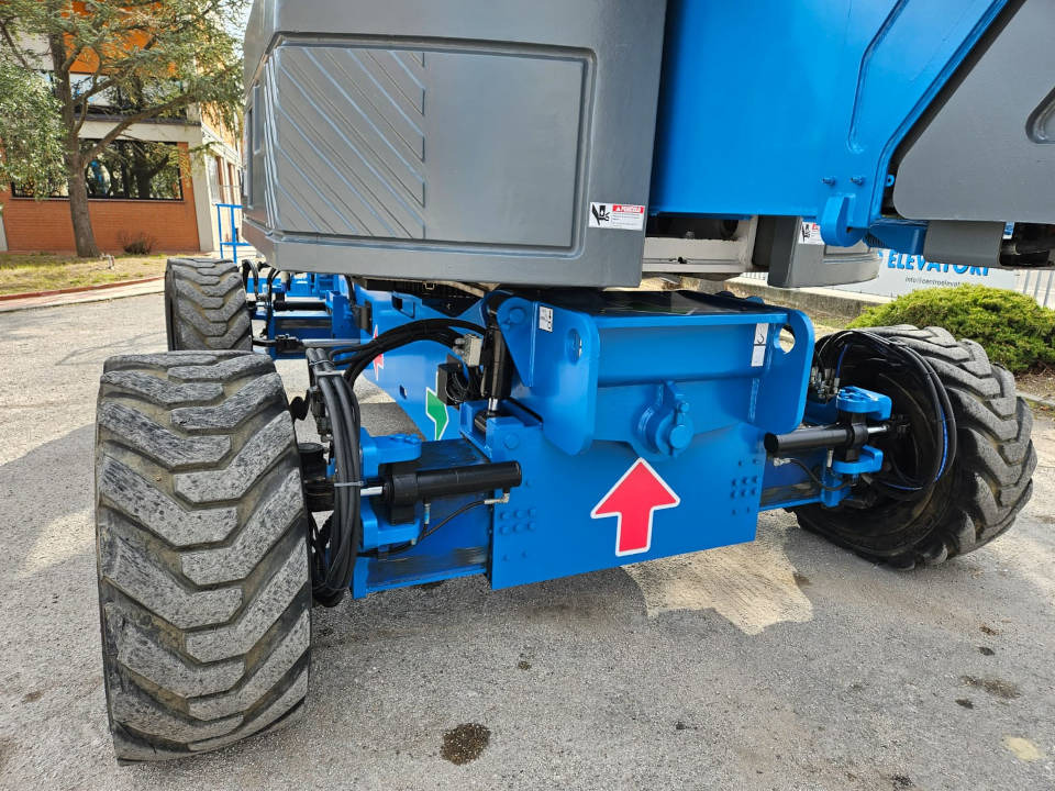 HAULOTTE HA 32 PX - Articulated boom: picture 3 HAULOTTE HA 32 PX - Articulated boom: picture 3