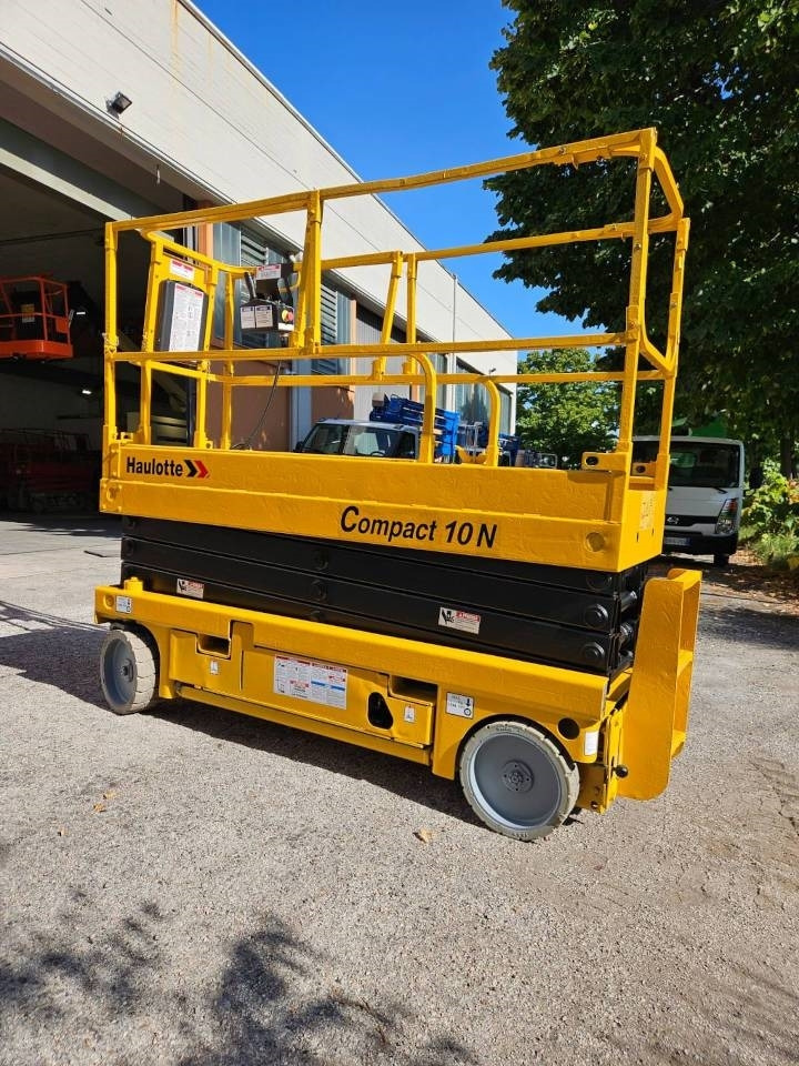 Scissor lift Haulotte Compact 10 N: picture 16