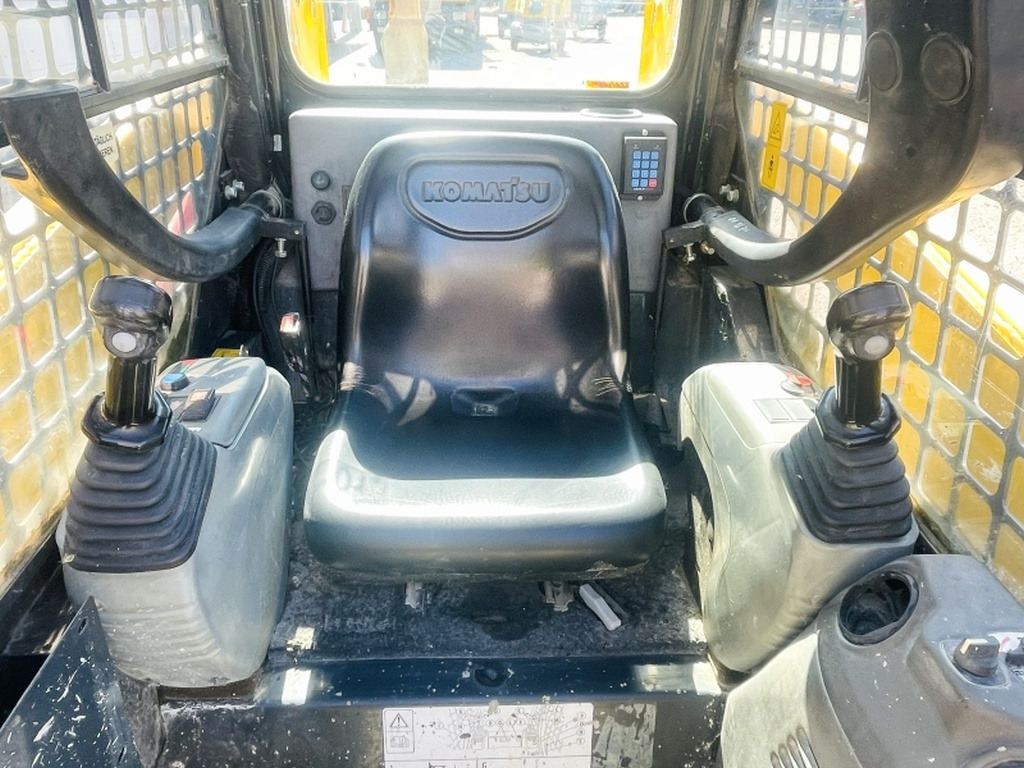 Komatsu SK714-5 (4067) - Skid steer loader: picture 5 Komatsu SK714-5 (4067) - Skid steer loader: picture 5