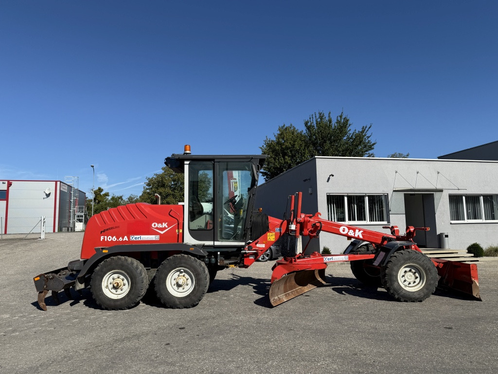 O&K – New Holland F 106.6 A (111700) - Grader: picture 5 O&K – New Holland F 106.6 A (111700) - Grader: picture 5