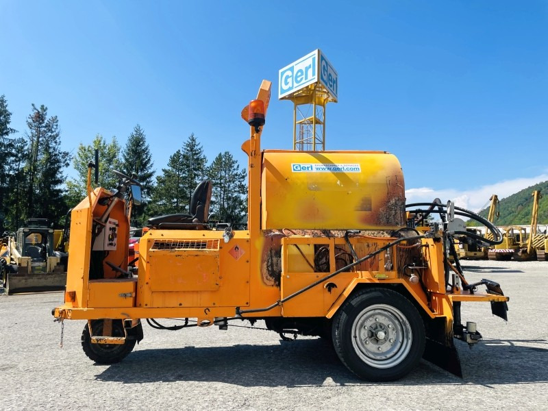 Strassmayr BMS600-3R (3831) - Asphalt distributor: picture 2 Strassmayr BMS600-3R (3831) - Asphalt distributor: picture 2