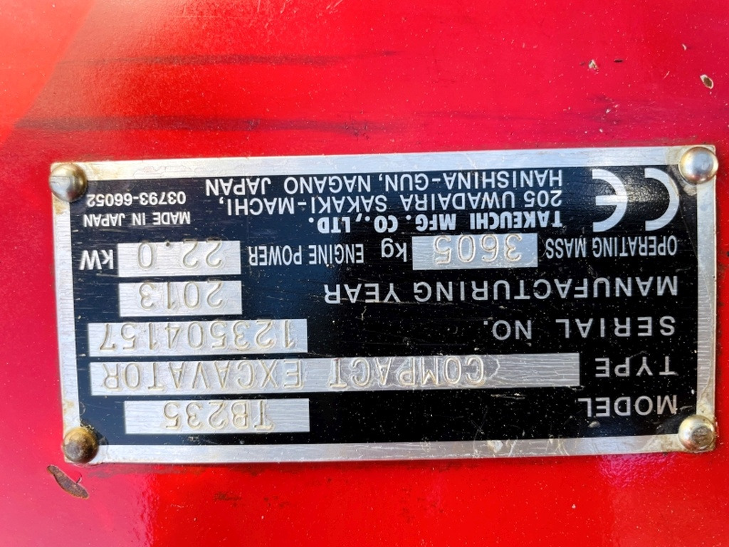 Takeuchi TB235 (3969) - Mini excavator: picture 3 Takeuchi TB235 (3969) - Mini excavator: picture 3
