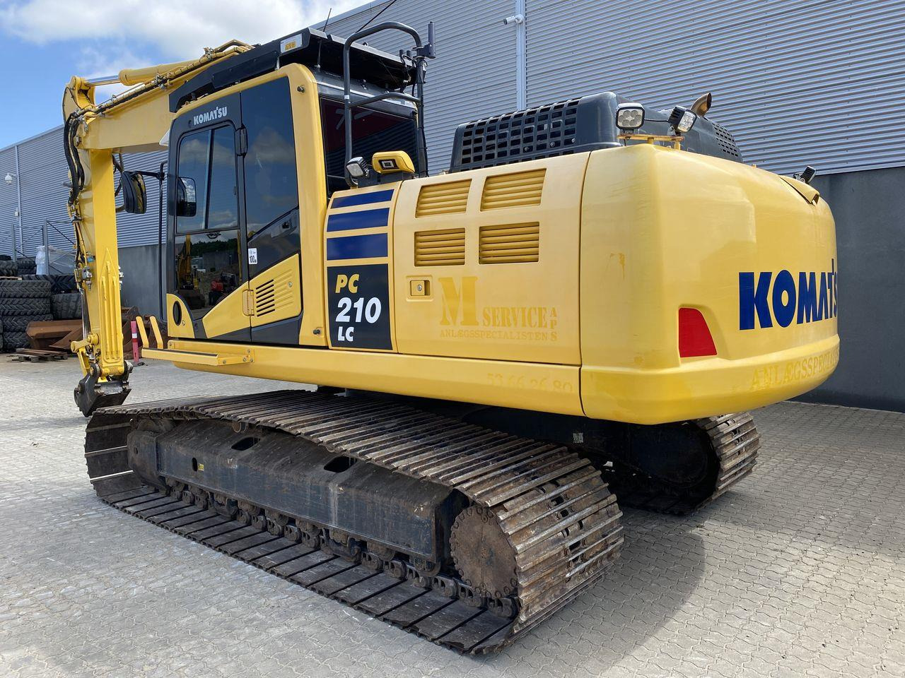 Komatsu PC210LC-11 - Crawler excavator: picture 2 Komatsu PC210LC-11 - Crawler excavator: picture 2