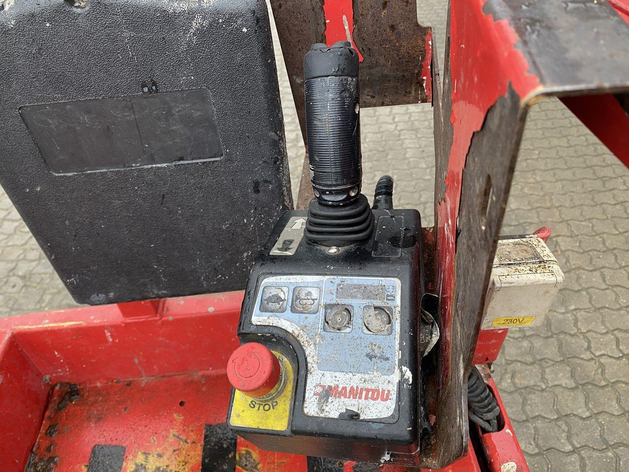 Manitou 78SEC - Scissor lift: picture 3 Manitou 78SEC - Scissor lift: picture 3