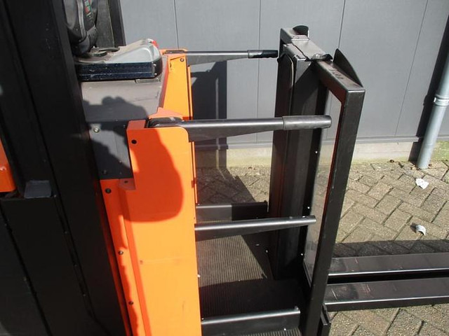 BT OME 100N OPTIO - Order picker: picture 5 BT OME 100N OPTIO - Order picker: picture 5