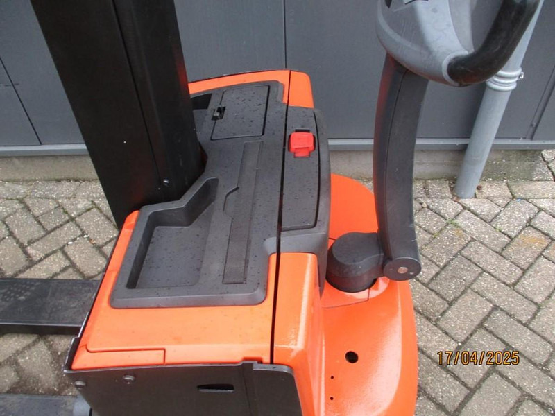 BT SWE 080L - Stacker: picture 4 BT SWE 080L - Stacker: picture 4