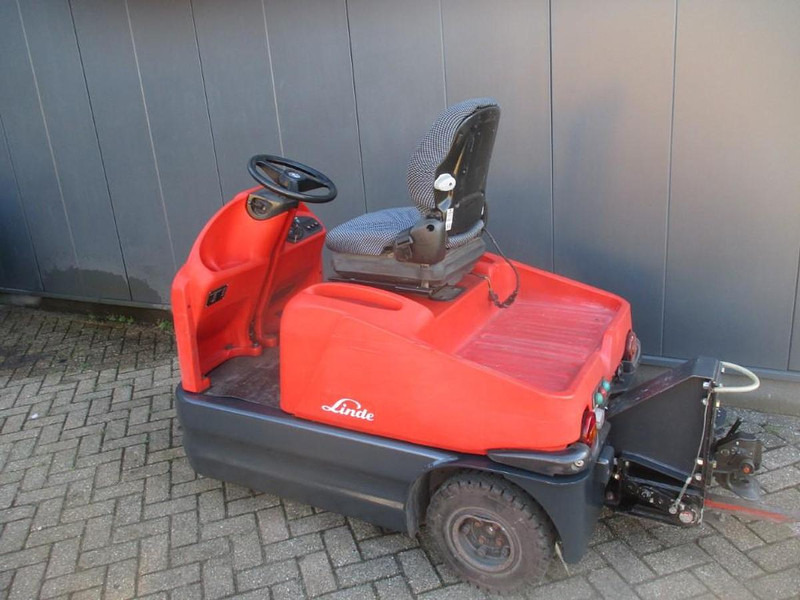 Linde P 60 - Tow tractor: picture 2 Linde P 60 - Tow tractor: picture 2