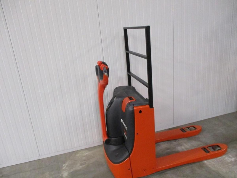 Linde T16 - Pallet truck: picture 3 Linde T16 - Pallet truck: picture 3