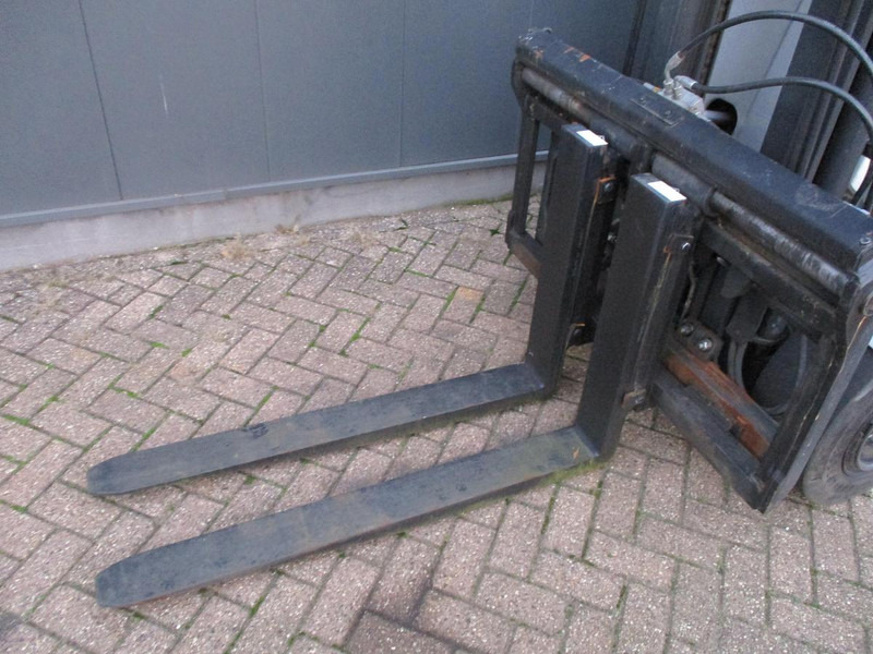 Electric forklift Still RX60-30: picture 12