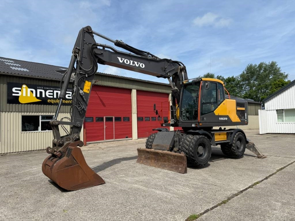 Volvo EW180E - Wheel excavator: picture 1 Volvo EW180E - Wheel excavator: picture 1