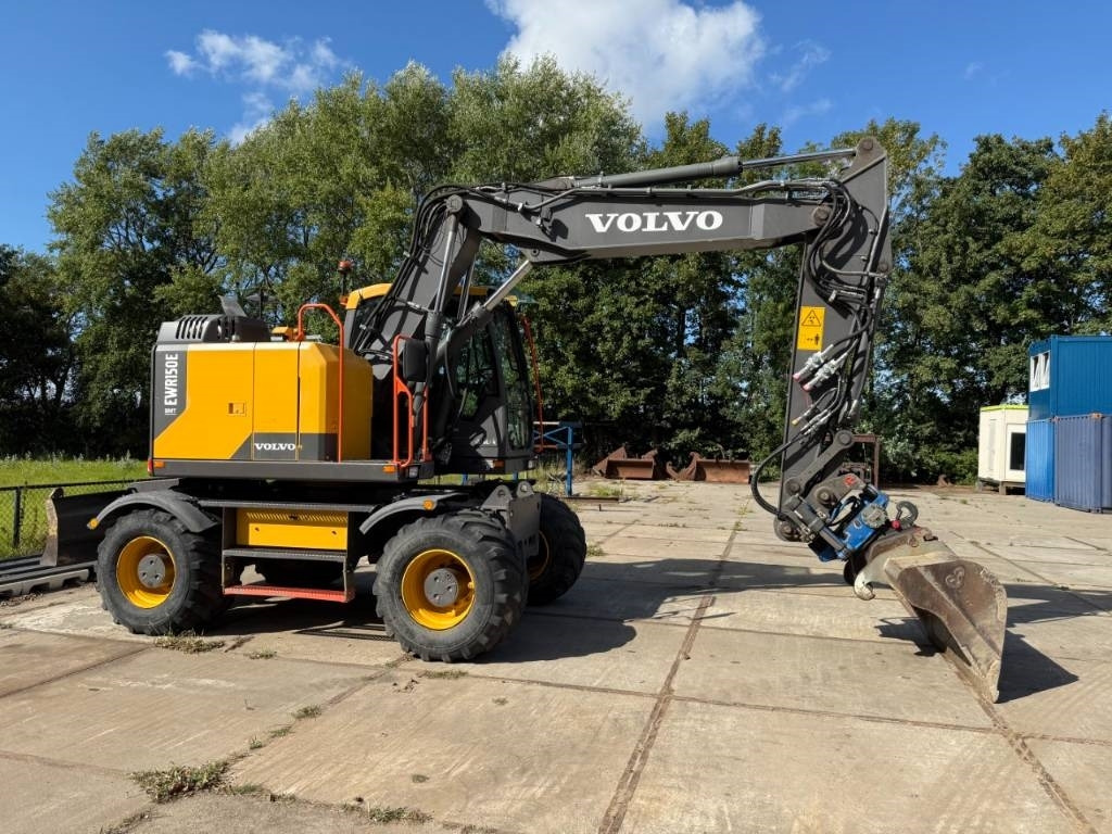 Volvo EWR 150 E - Wheel excavator: picture 2 Volvo EWR 150 E - Wheel excavator: picture 2