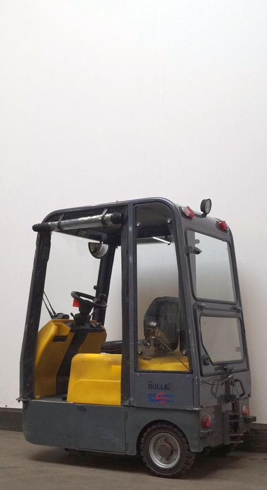 Dec Bull 6N - Tow tractor: picture 2 Dec Bull 6N - Tow tractor: picture 2