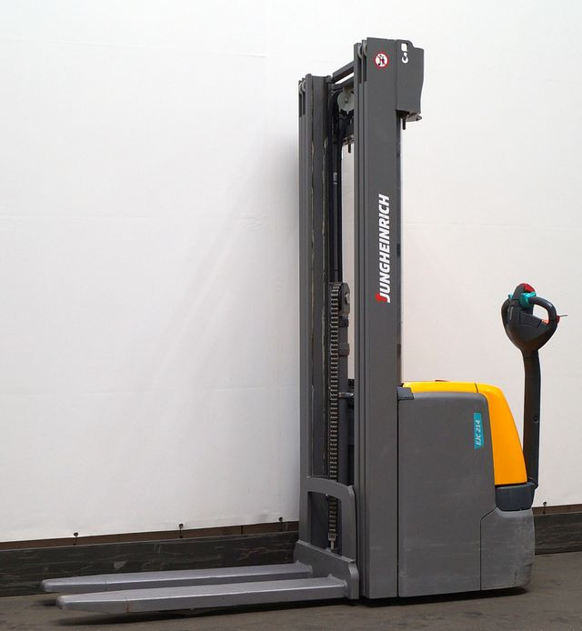Jungheinrich EJC214 - Stacker: picture 1 Jungheinrich EJC214 - Stacker: picture 1