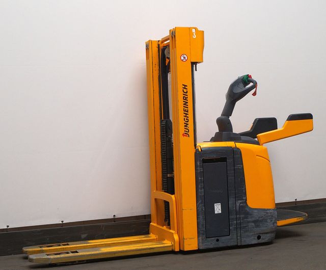 Jungheinrich ERC214z - Stacker: picture 1 Jungheinrich ERC214z - Stacker: picture 1