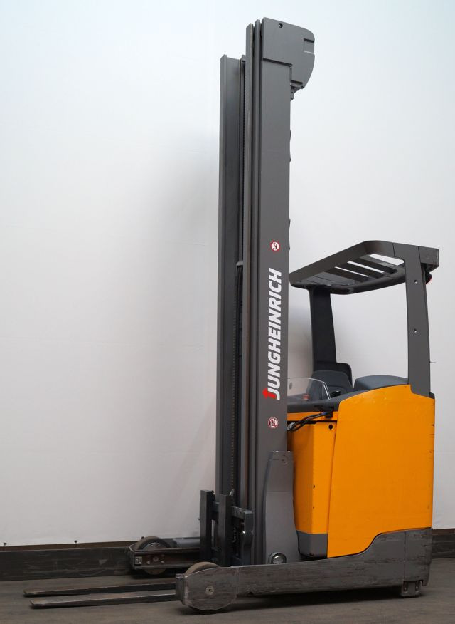 Jungheinrich ETV214 - Reach truck: picture 2 Jungheinrich ETV214 - Reach truck: picture 2
