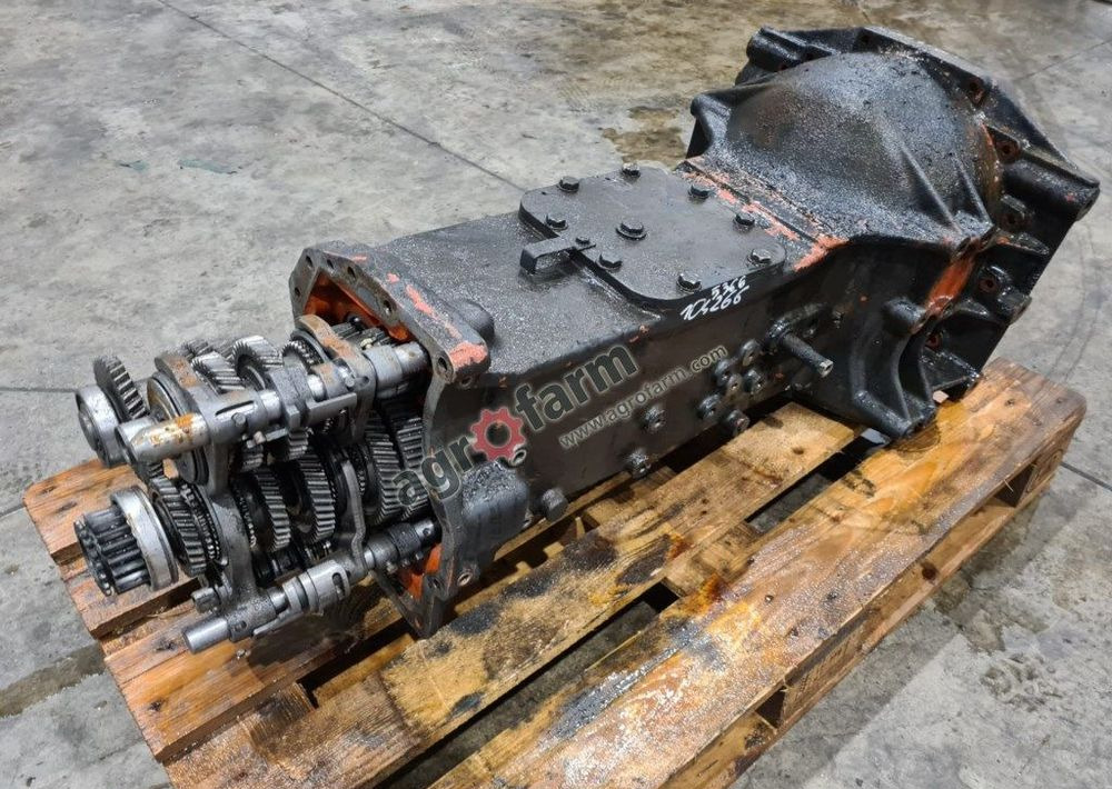 Skrzynia biegów Deutz Fahr Agroplus 70 0104639020 - Gearbox: picture 1 Skrzynia biegów Deutz Fahr Agroplus 70 0104639020 - Gearbox: picture 1