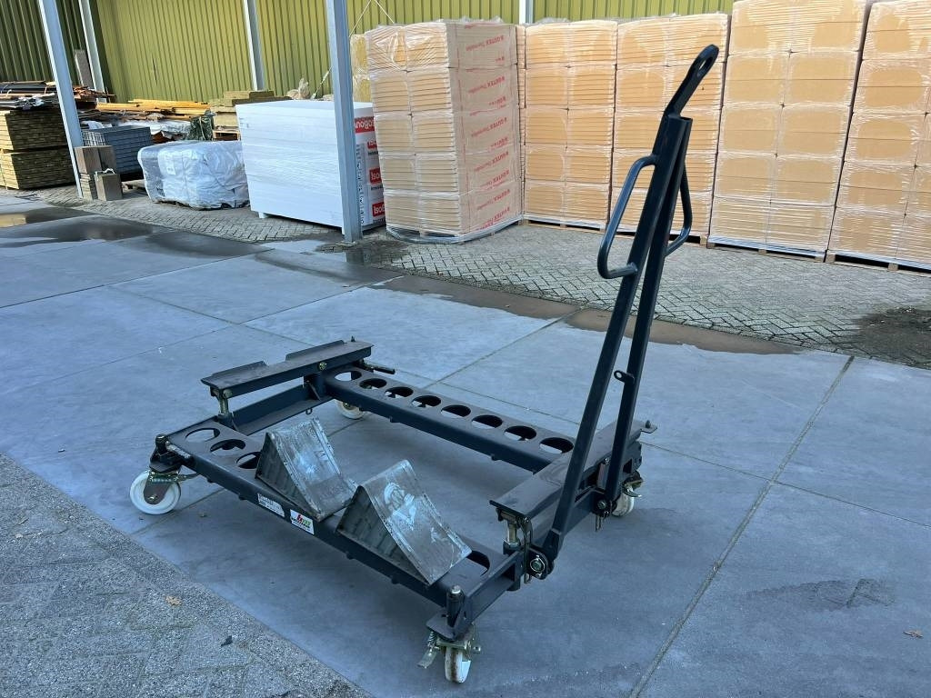 Claas / Fliegl Cargos transport kar - Self-loading wagon: picture 5 Claas / Fliegl Cargos transport kar - Self-loading wagon: picture 5