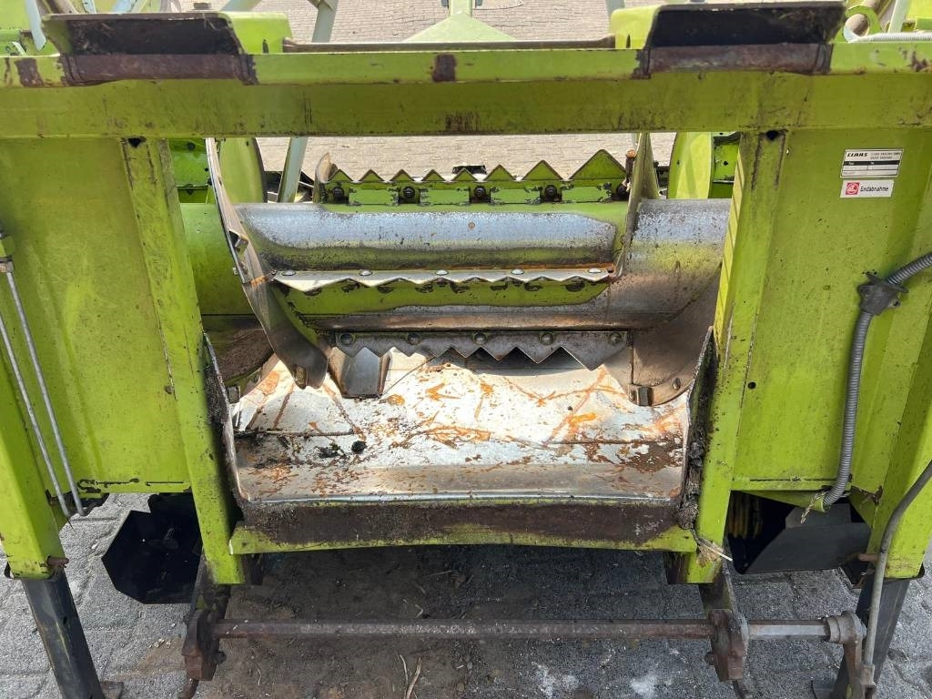 Claas RU 450 Xtra - Forage harvester: picture 4 Claas RU 450 Xtra - Forage harvester: picture 4