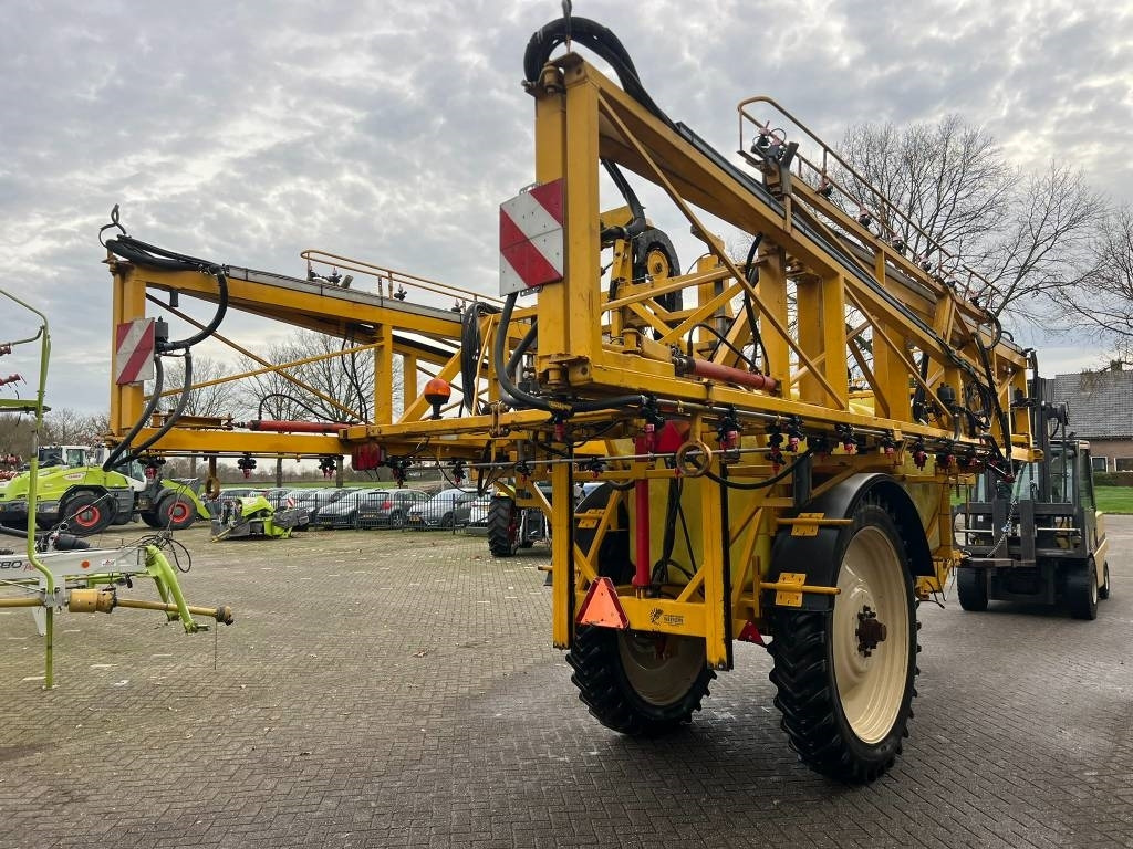 Dubex Mentor 9804 - Trailed sprayer: picture 5 Dubex Mentor 9804 - Trailed sprayer: picture 5