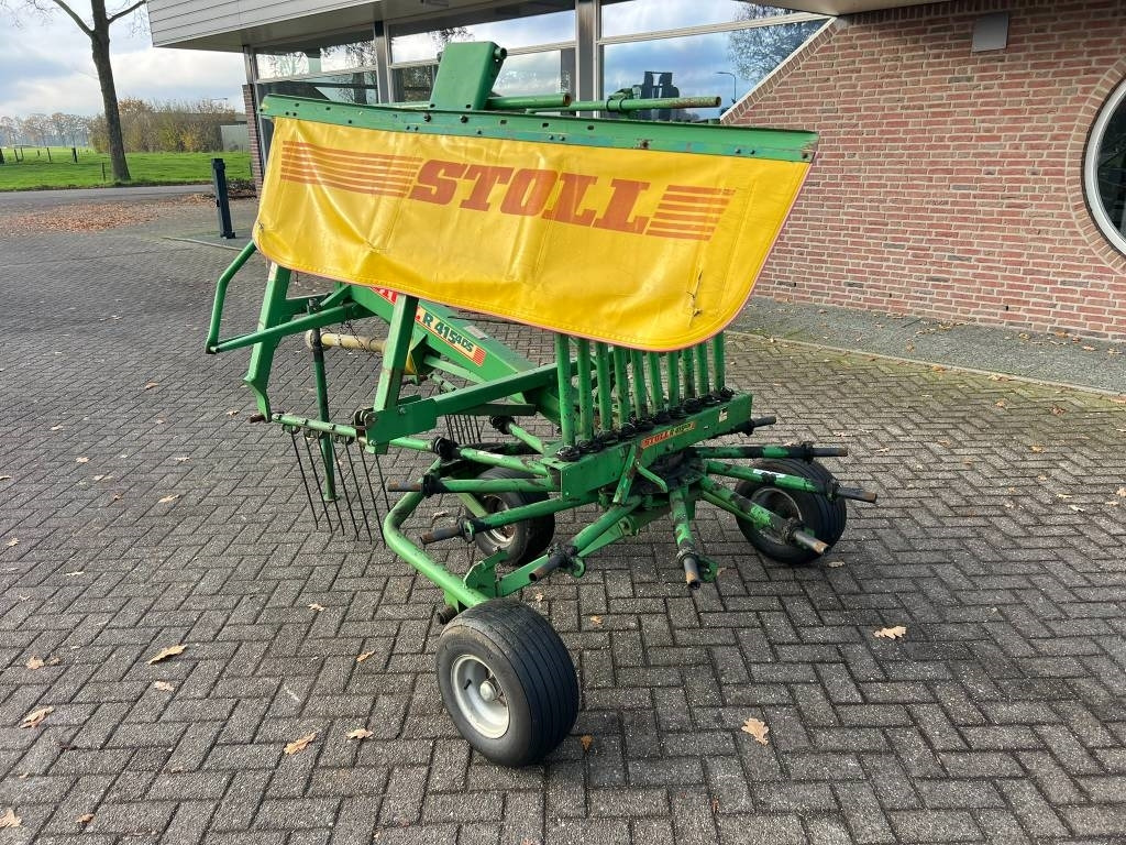 Stoll R415 DS - Tedder/ Rake: picture 3 Stoll R415 DS - Tedder/ Rake: picture 3