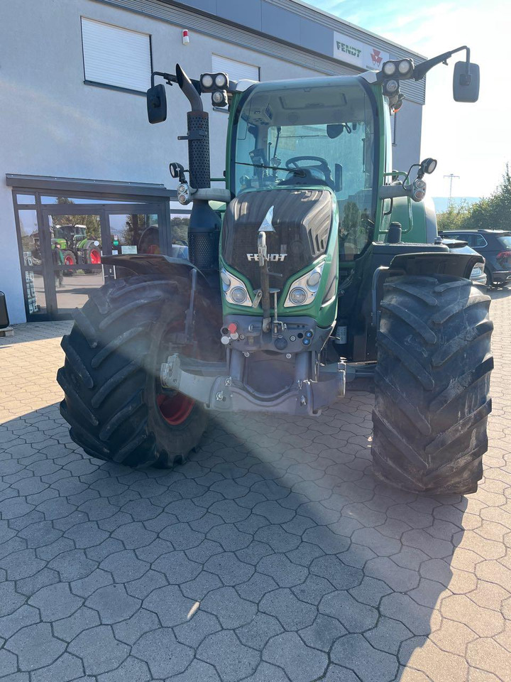 Fendt 720 Vario SCR - Farm tractor: picture 4 Fendt 720 Vario SCR - Farm tractor: picture 4